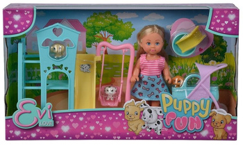 Evi na placu zabaw dla szczeniaków Simba