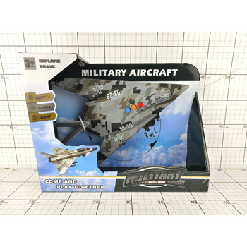 SAMOLOT WOJSKOWY ŚW./DŹW. W PUDEŁKU