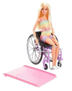 Barbie Fashionistas. Na wózku strój w kratkę HJT13 Mattel