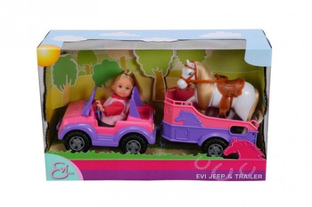 Evi w jeepie z koniem na przyczepce Simba