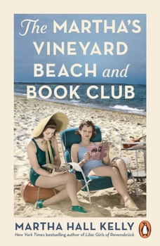 The Martha's Vineyard Beach and Book Club wer. angielska
