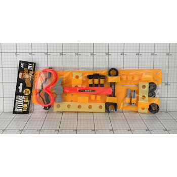 NARZĘDZIA NA PASIE W FOLII