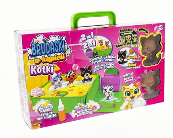 Brudaski w kąpieli Kotki w jacuzzi