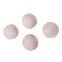 DREWNIANE KORALIKI, KULKI 40 MM, 4 SZT.