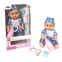 Lalka Agusia interaktywna na baterie śpiewa mówi zabawa dla dzieci