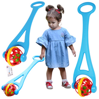 PCHACZ Z KULĄ GRZECHOTKĄ PIŁKA NAUKA CHODZENIA WYGODNY UCHWYT CHODZIK